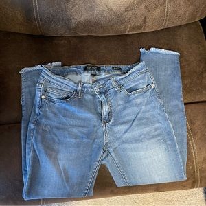 Judy Blue distressed crop tulip cut leg size 9